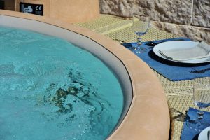jacuzzi ogrodowe aranżacje